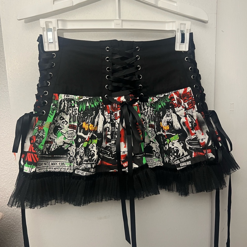 Hell Bunny Black Lace-Up Corset Mini Skirt with Graphic Print - Picture 1 of 2